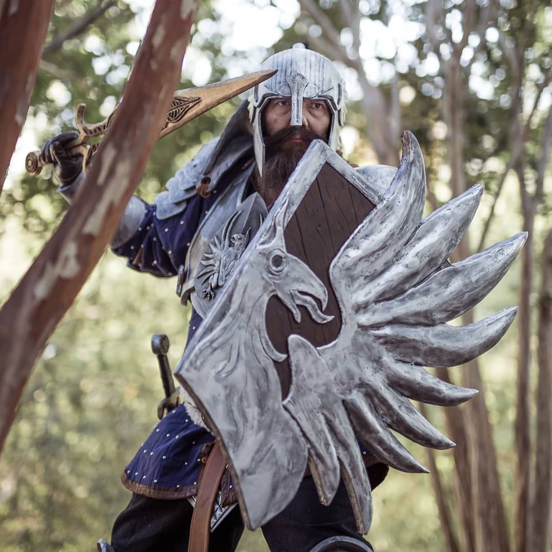 Well being that DAI day just passed and we are deep into holiday orders so no new stuff to post yet… I’ve got more blackwall for ya! 🛡️ When is that next DA release date anyway….. dragonagecosplay dragonageinquisition dragonage