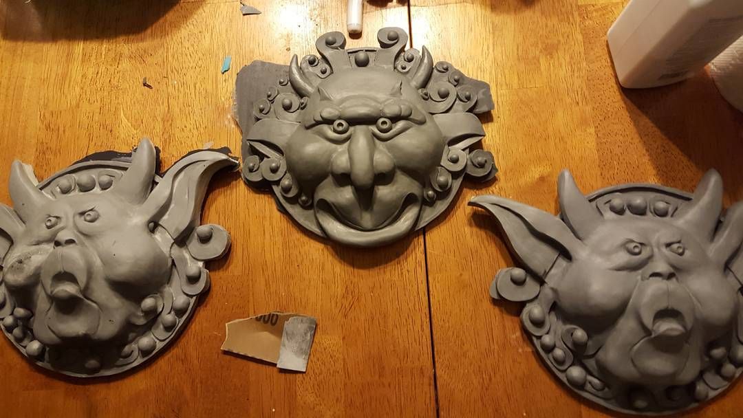 Fresh Door Knocker castings ready for some clean up and painting! Santas elves need to get cracking!