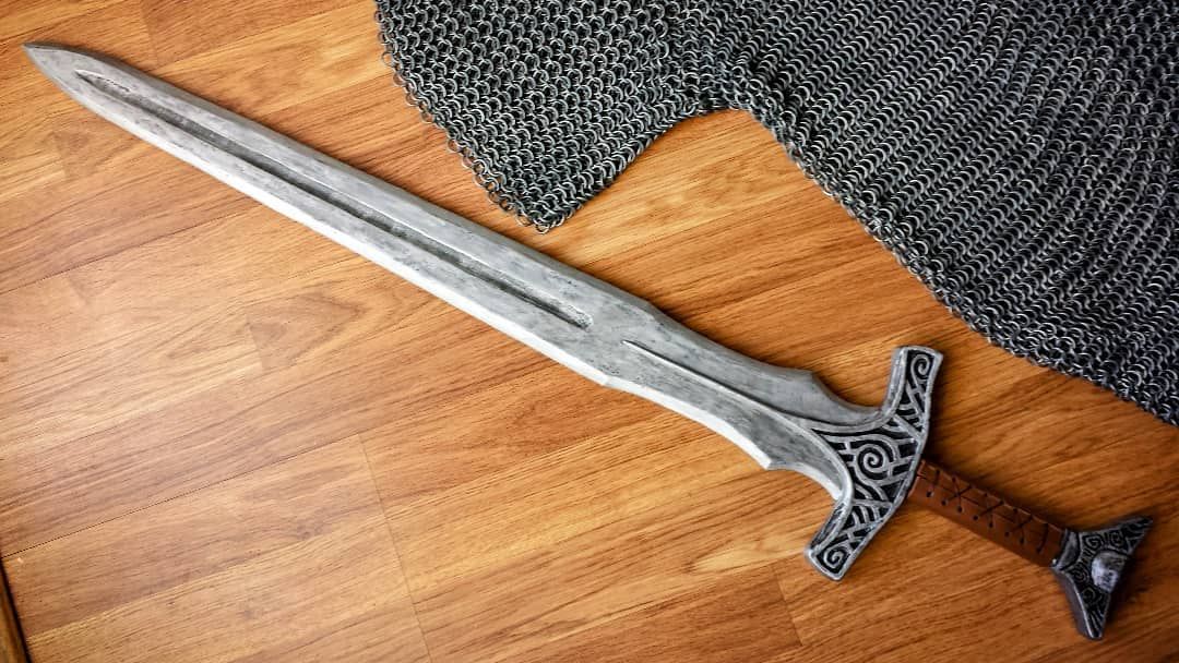 Happy Skyrim Day! It’s hard to explain how much impact a game can have on your life but this game… unlocked all sorts of great new quests IRL.Thanks Skyrim my old friend!happybirthdayskyrimno3dprintno3depoxyartelderscrollsskyrim skyrimgameskyrim10 skyrimdaily skyrimart skyrimgamers skyrimfanart