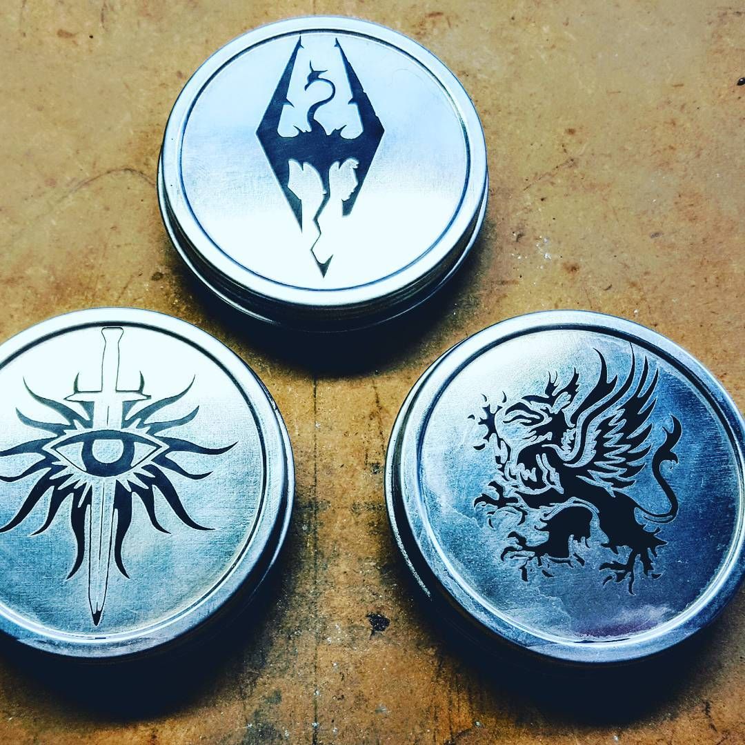 I got a few of the game related tins laseretched they look pretty nifty! Got a few more in the works along with a bunch a beer glasses! Skyrim dragonageinquisition greywarden gamergear