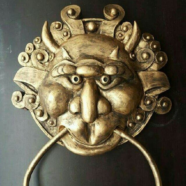 Right Door Knocker from the movie The labyrinth.