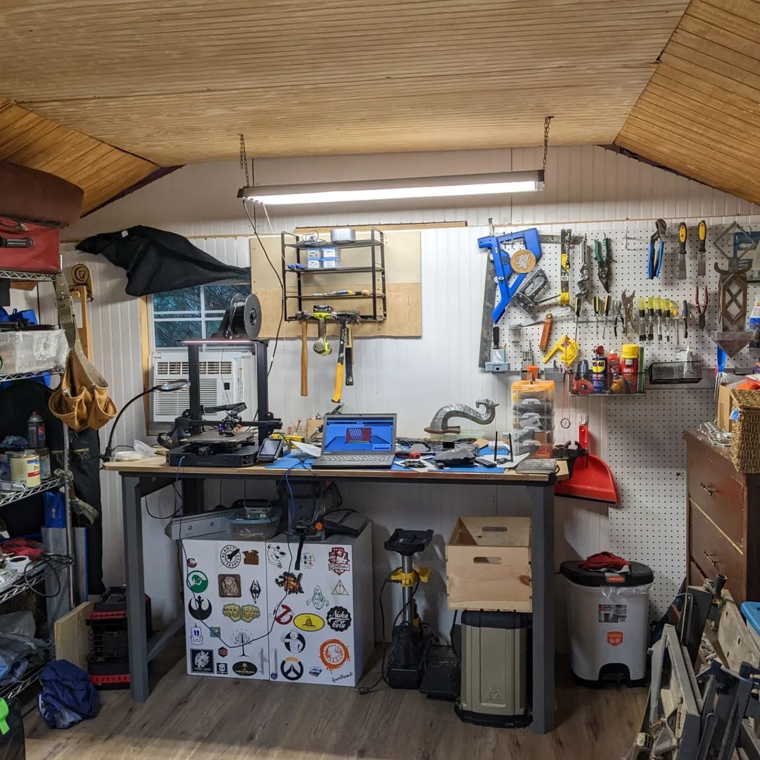 After close to 2 years I’ve finally put my workshop back together! It was a long road that required building a building for the workshop as well as a house.It was a great adventure but, I’m quite ready to get back to smaller less life altering projects. To celebrate I bought a new tool, an Ender 3 S1 pro, 3d printer! It’s good to be making things again and plotting new props, carvings and cosplays. It’s nice to be back! 😁😂