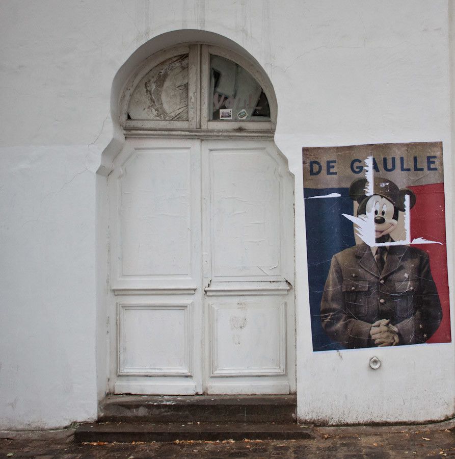 A weird tribute to de Gaulle