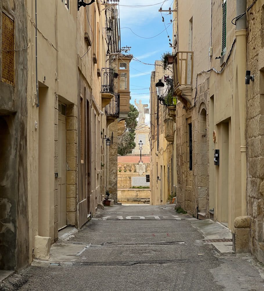 The narrow and winding streets of Rabat