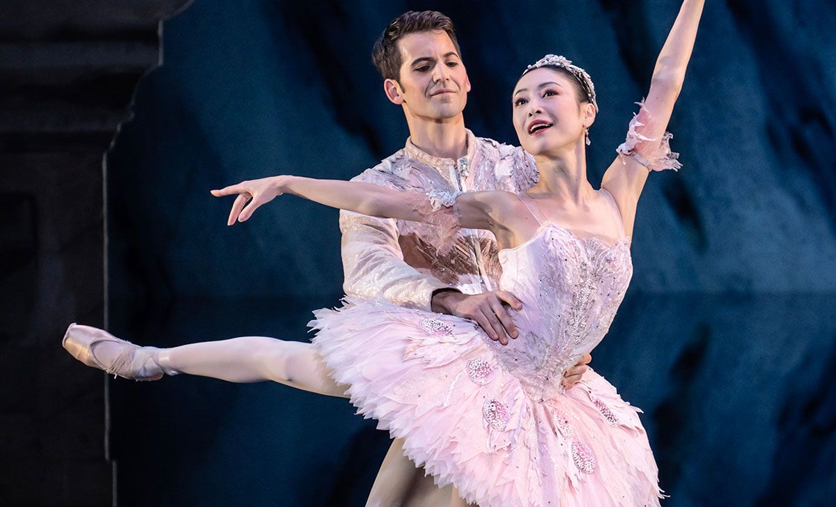 Momoko Hirata and Mathias Dingman in ‘The Nutcracker’. © Johan Persson