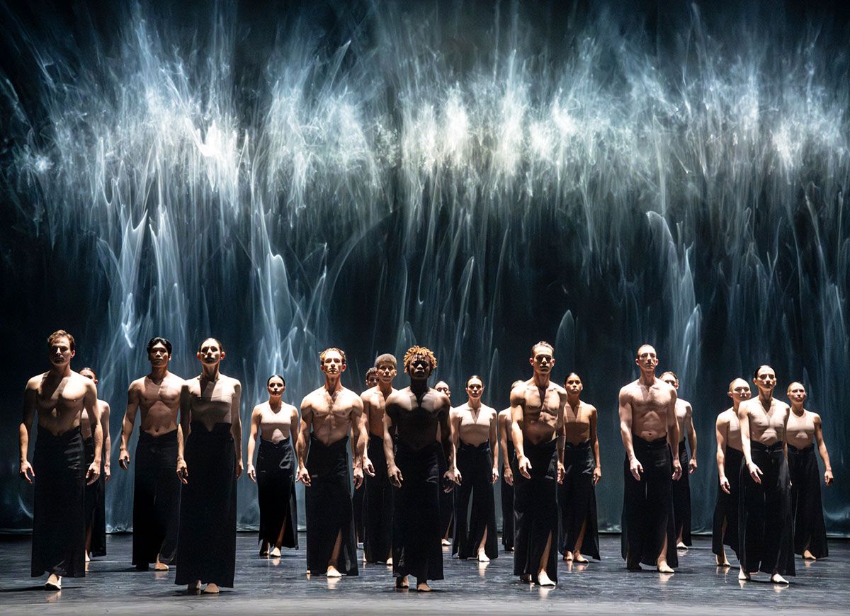 National Ballet of Canada in Crystal Pite’s Angels’ Atlas. © @FoteiniPhoto