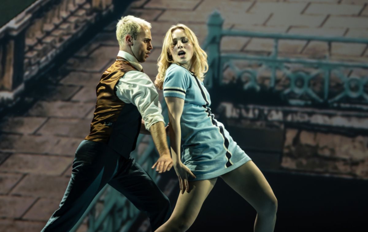 Serena McCall (Mod Girl) and Dan Baines (Ace Face) in ‘Quadrophenia, a Mod Ballet’. © Johan Persson.