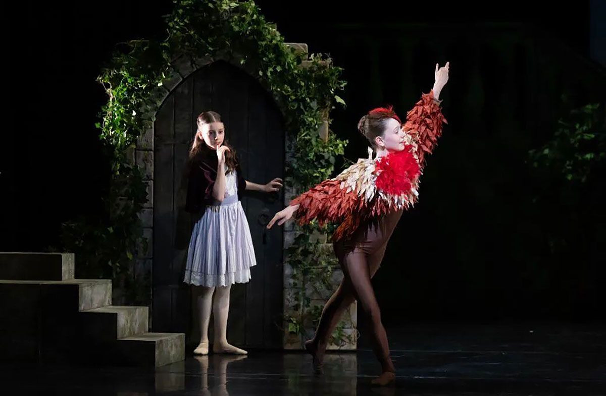 Constance Rauly as Mary Lennox and Ellie Henderson as The Robin in The Secret Garden. © Photography by ASH