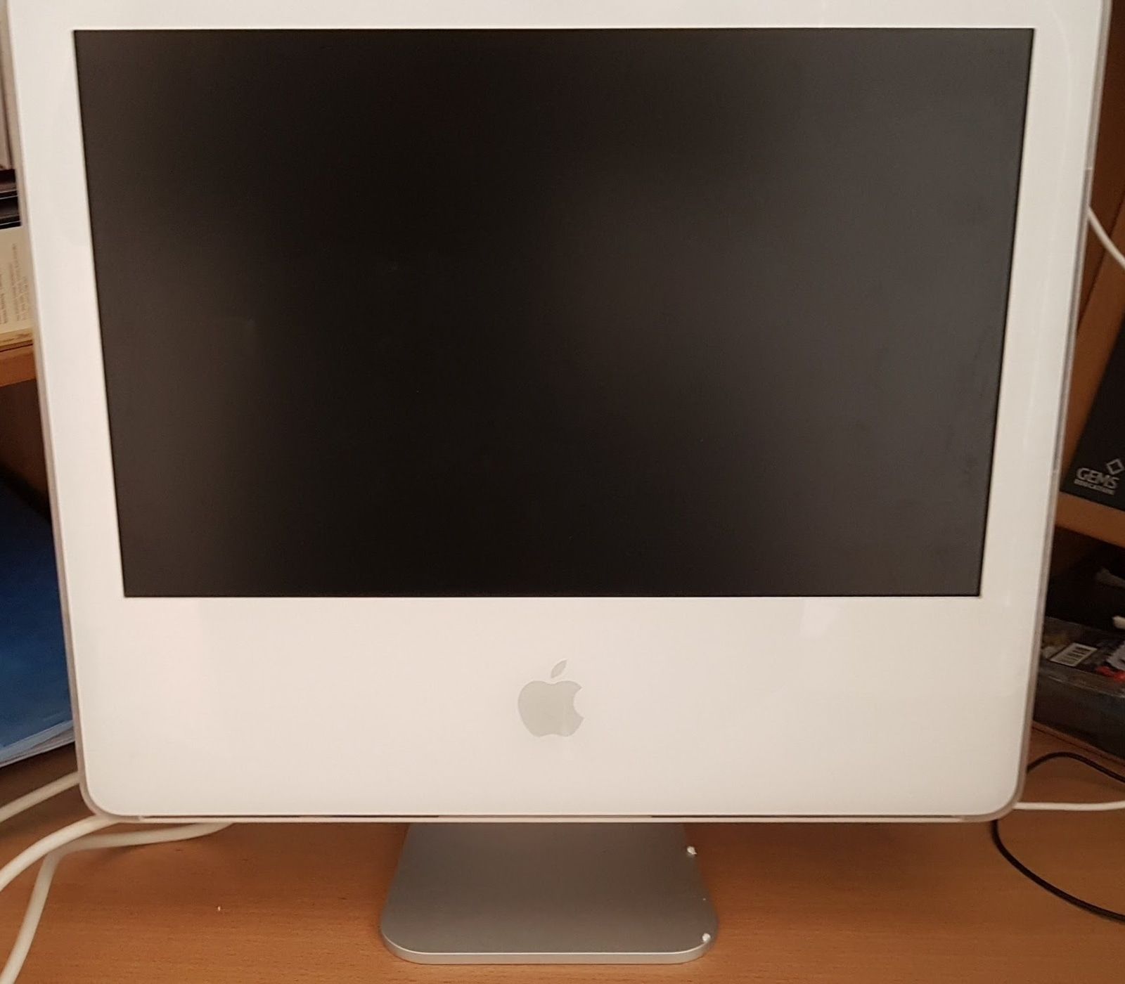 my 1st apple computer - imac - august 2006