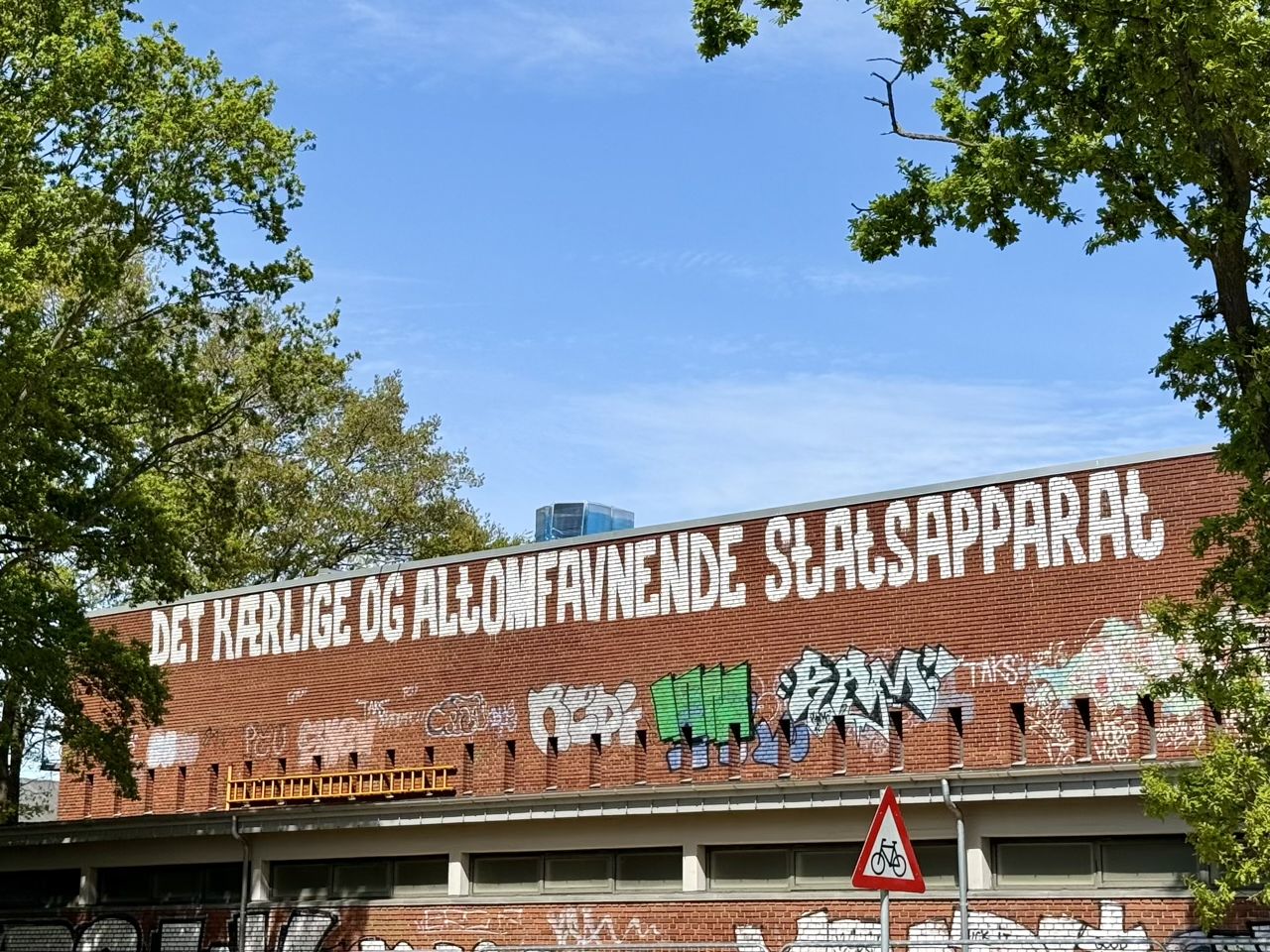 Politisk grafitti