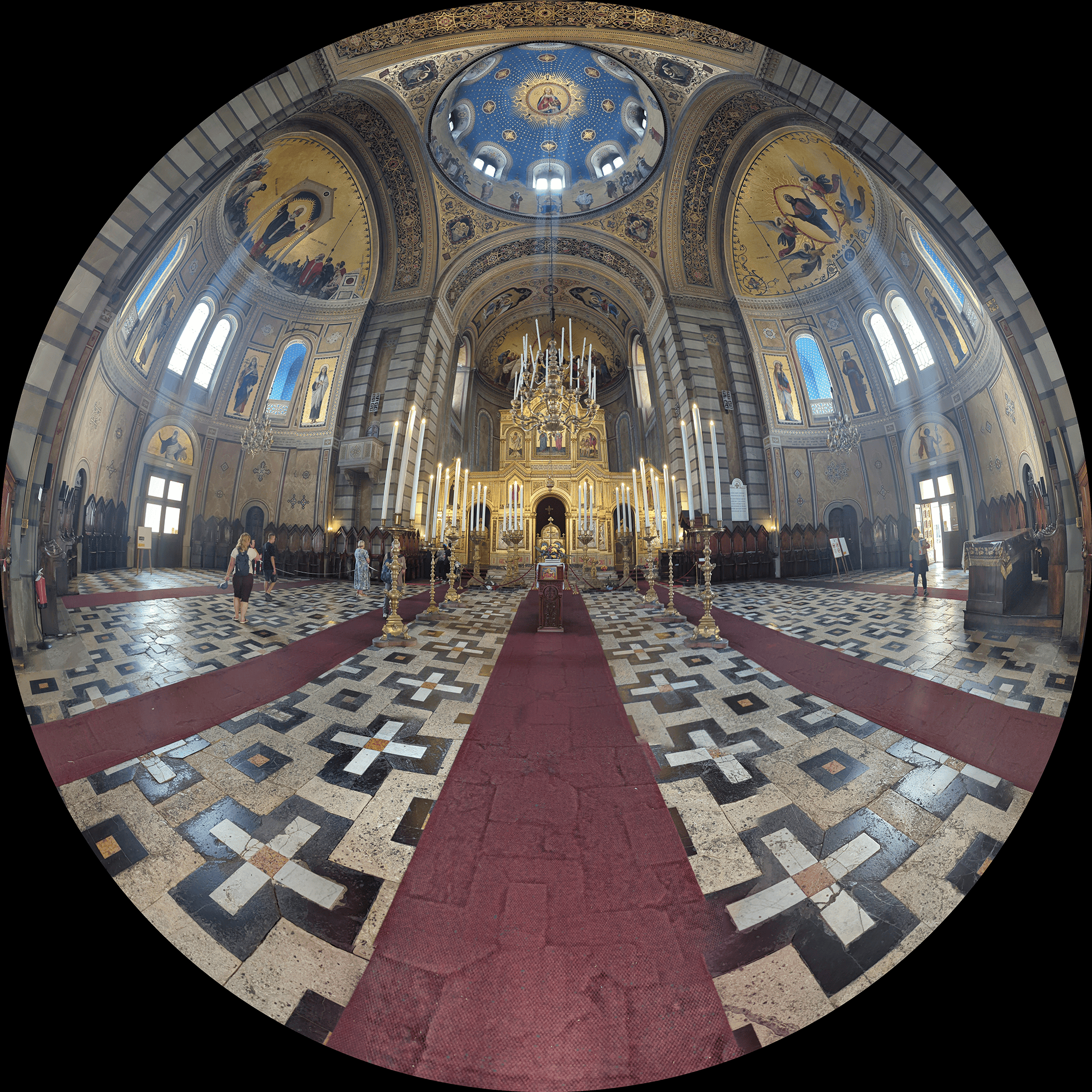 L’église orthodoxe en photosphère