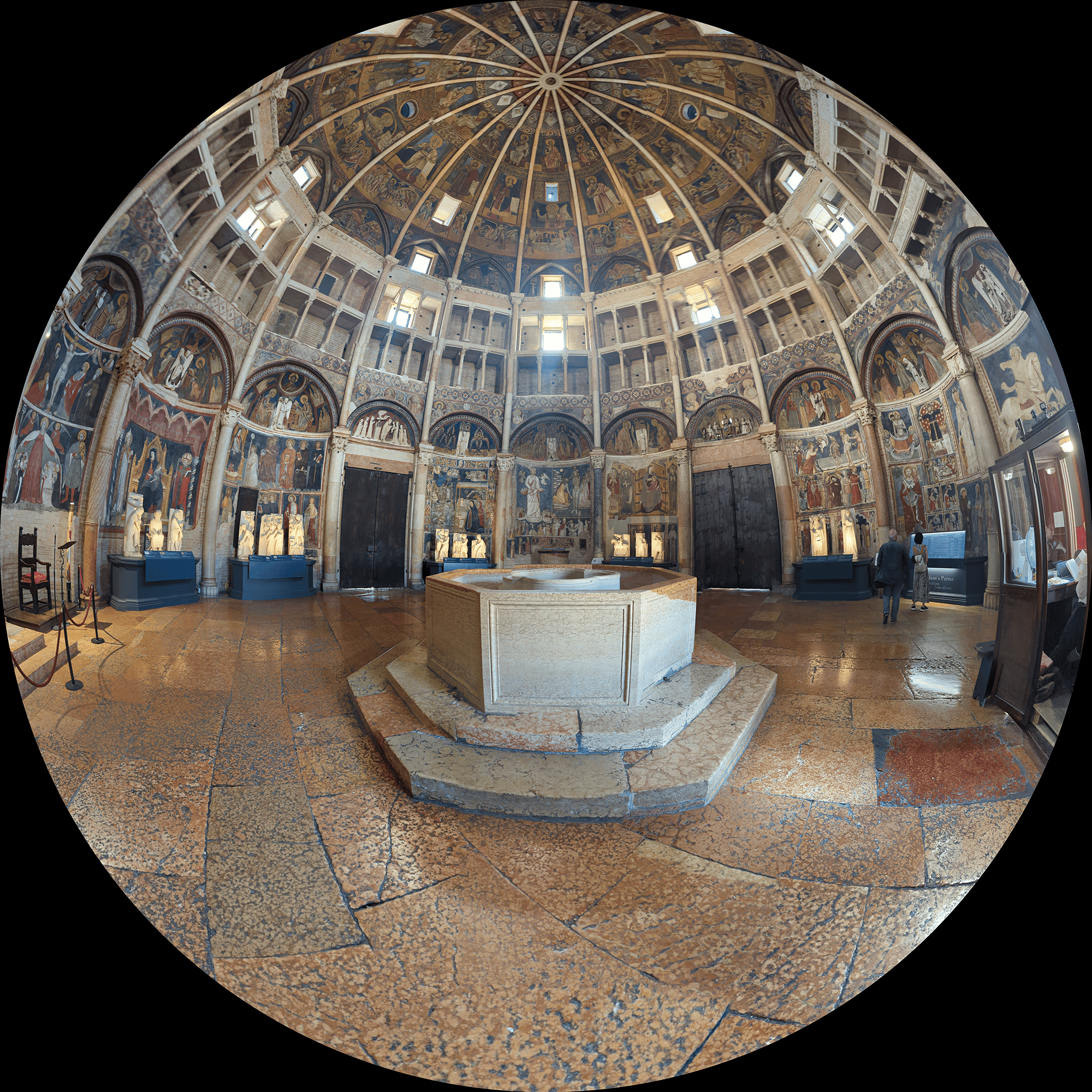 Une autre photosphère de l’intérieur du baptistère