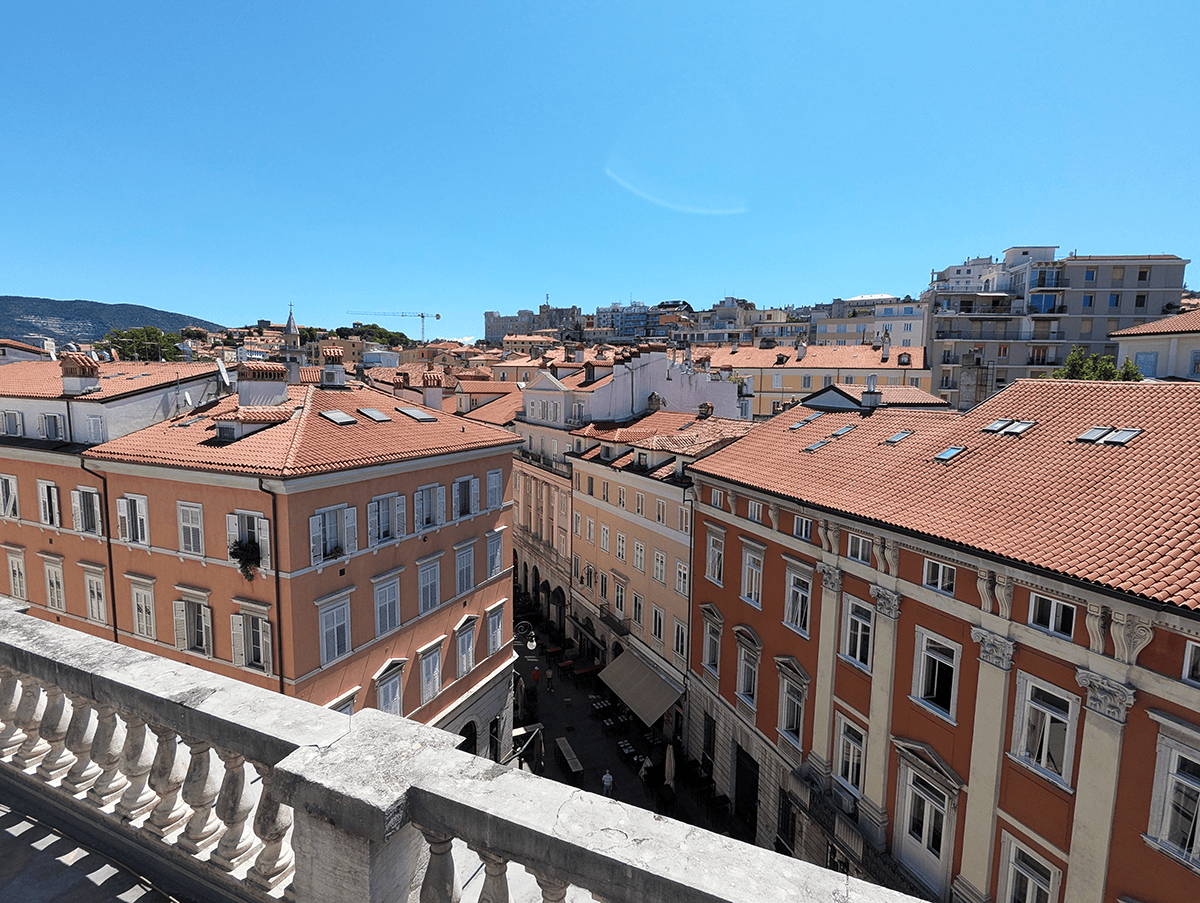 …pile c’est la ville !