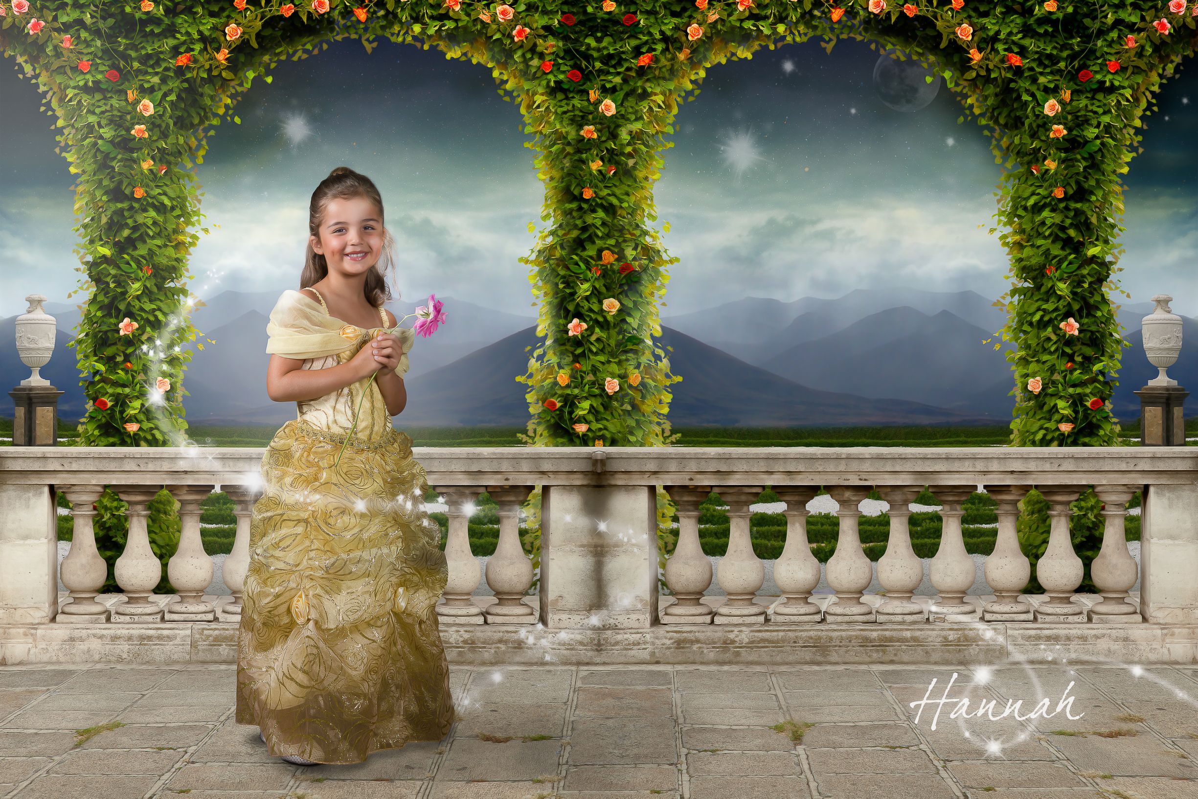 Hannah as Belle