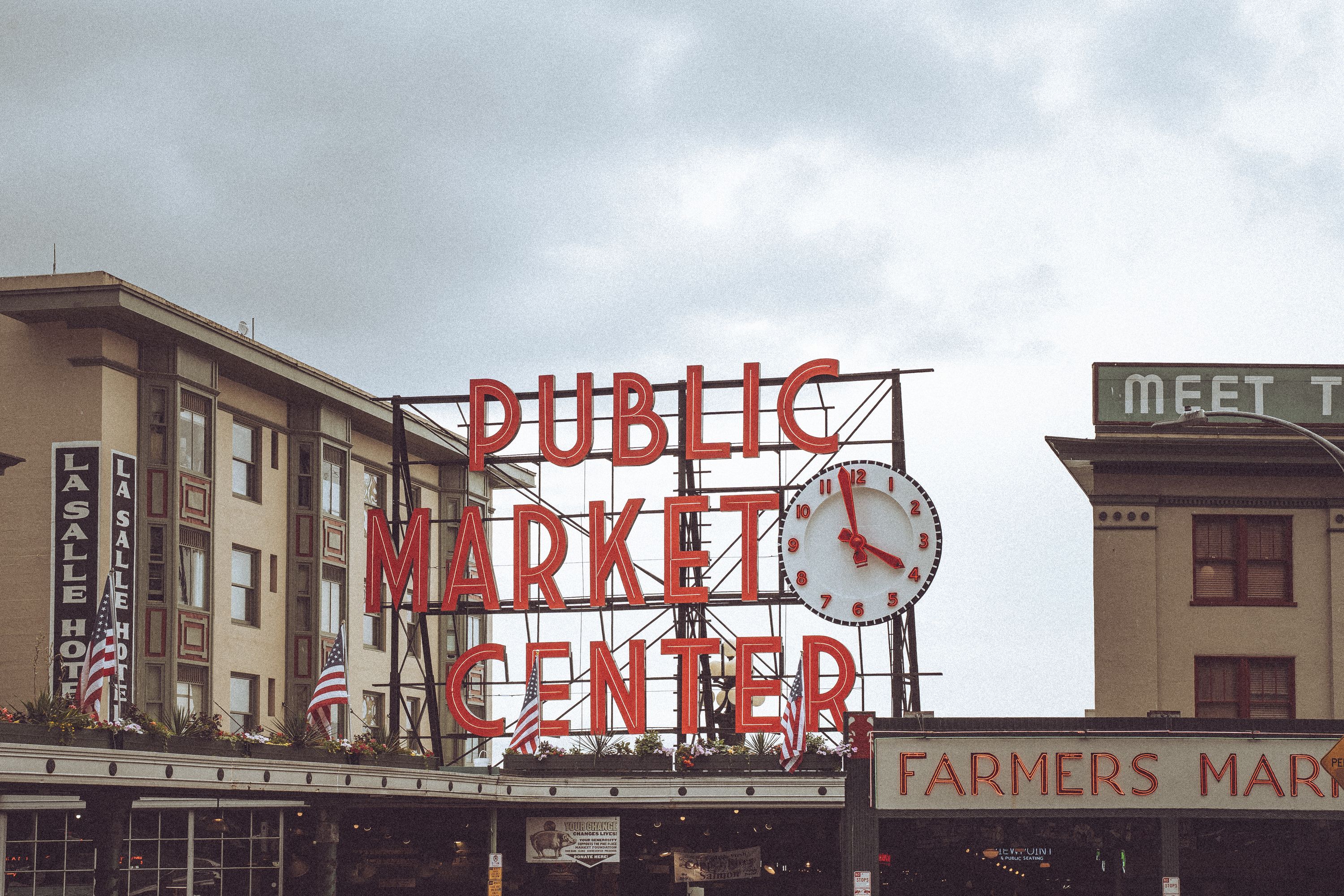 The public market center at Pike Place in Seattle