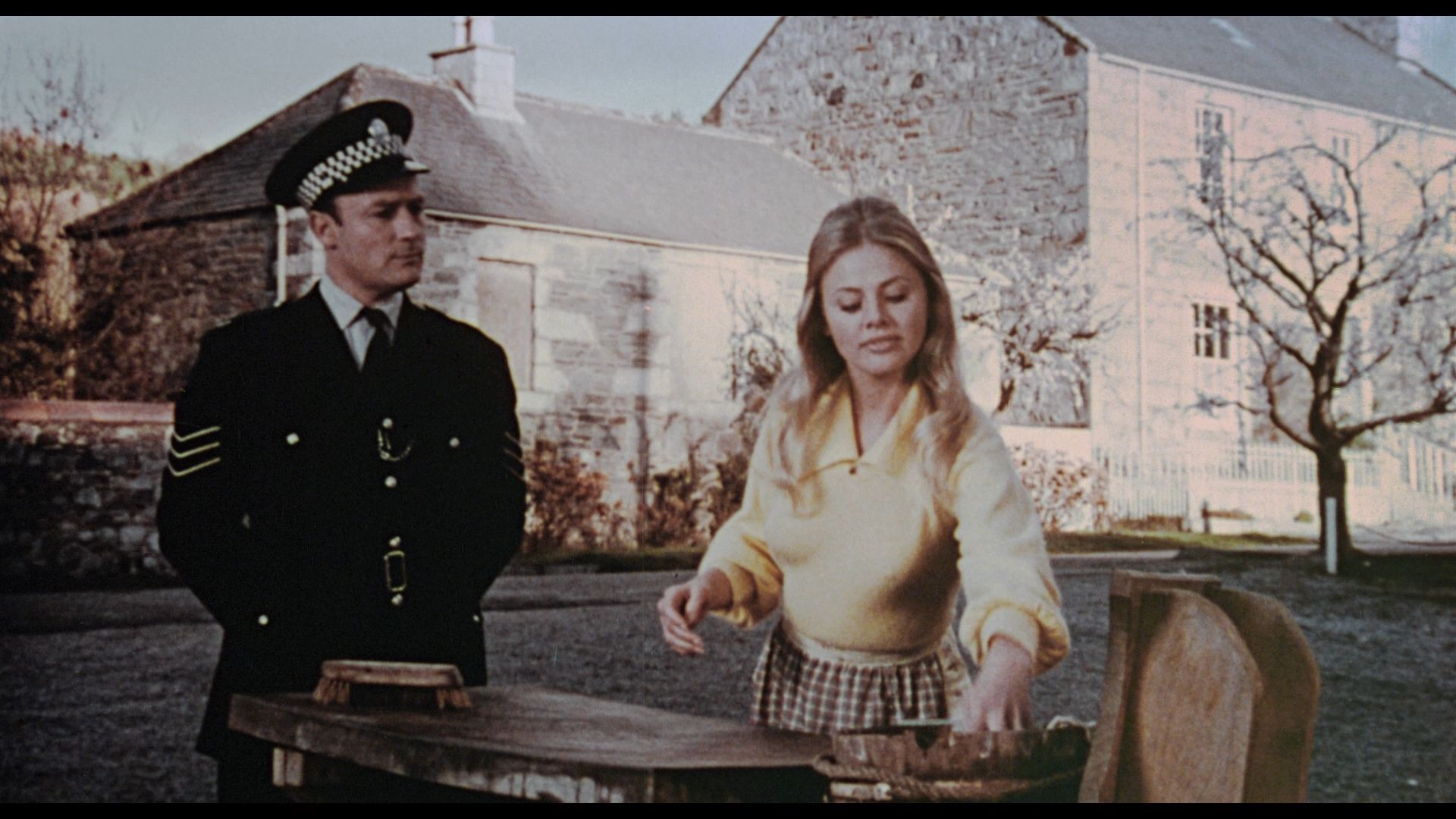 The Wicker Man (1973) Edward Woodward - Britt Ekland
