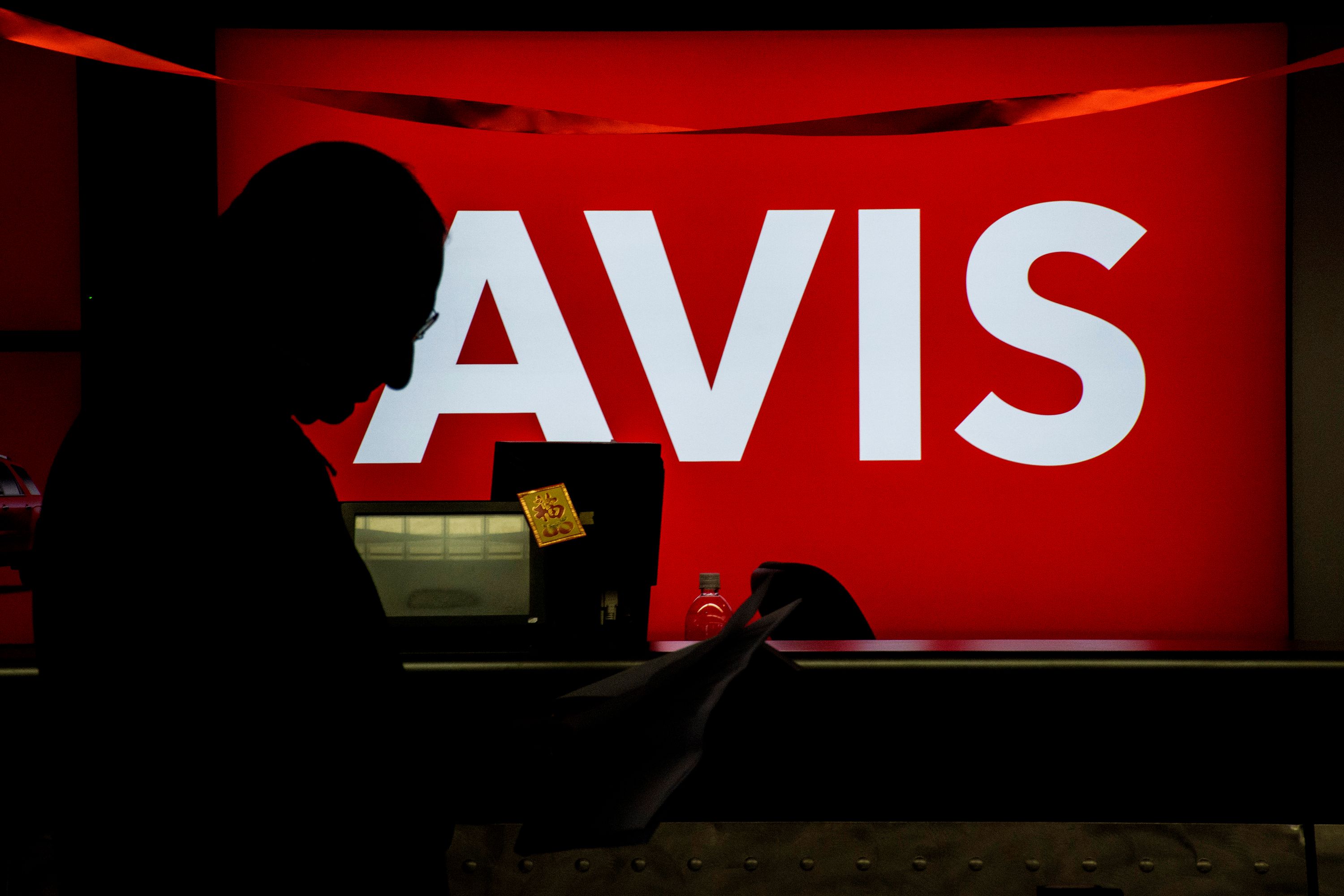Avis Visual Identity, Matthijs Matt van Leeuwen, Mike Knaggs, Interbrand New York, Airport