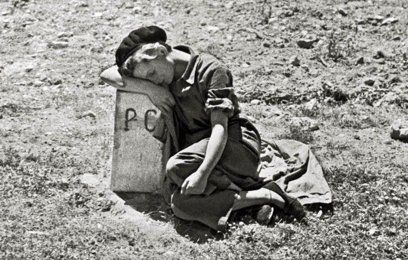 (fig. 7: Gerda Taro during the Spanish Civil War)
