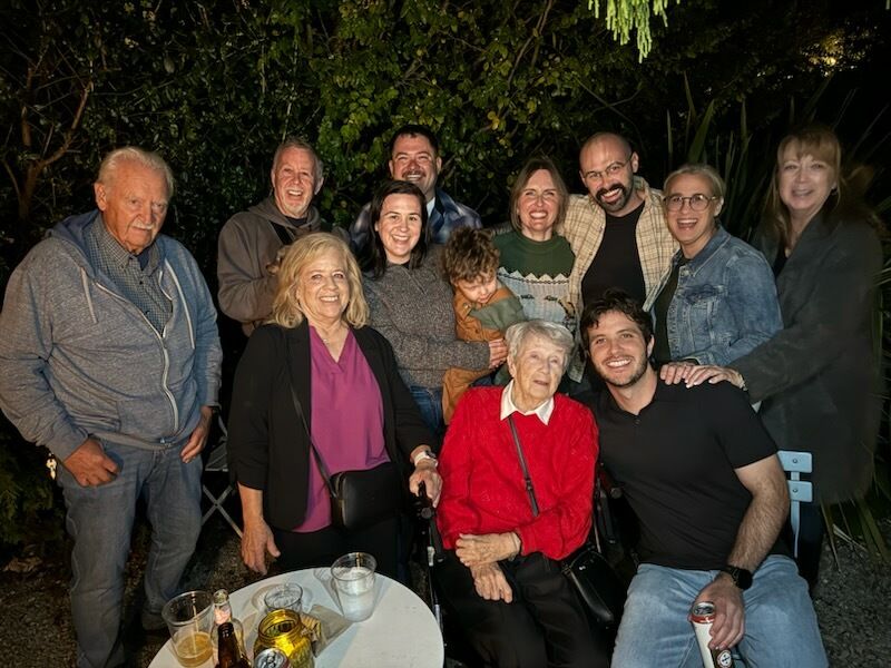 Attachments/_wedding-reception-family.jpg
