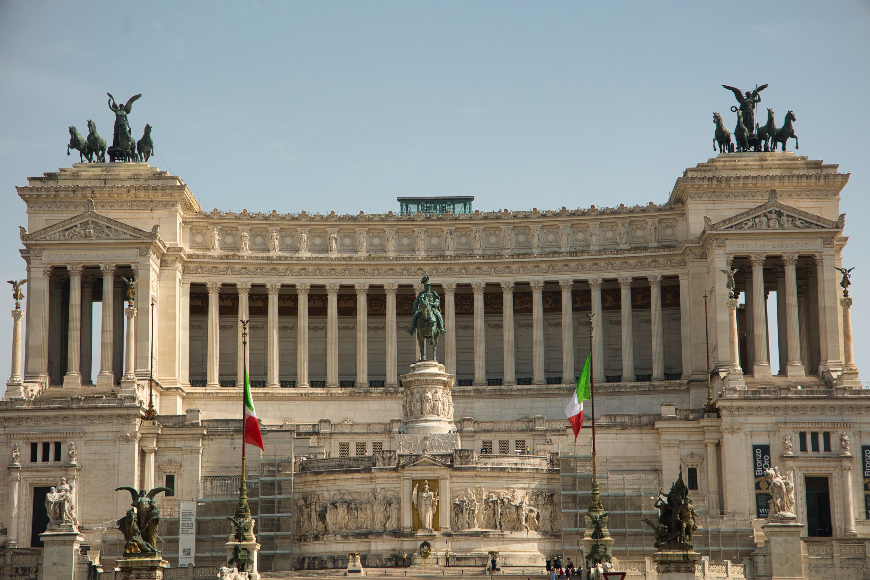 135 victor emmanuel monument