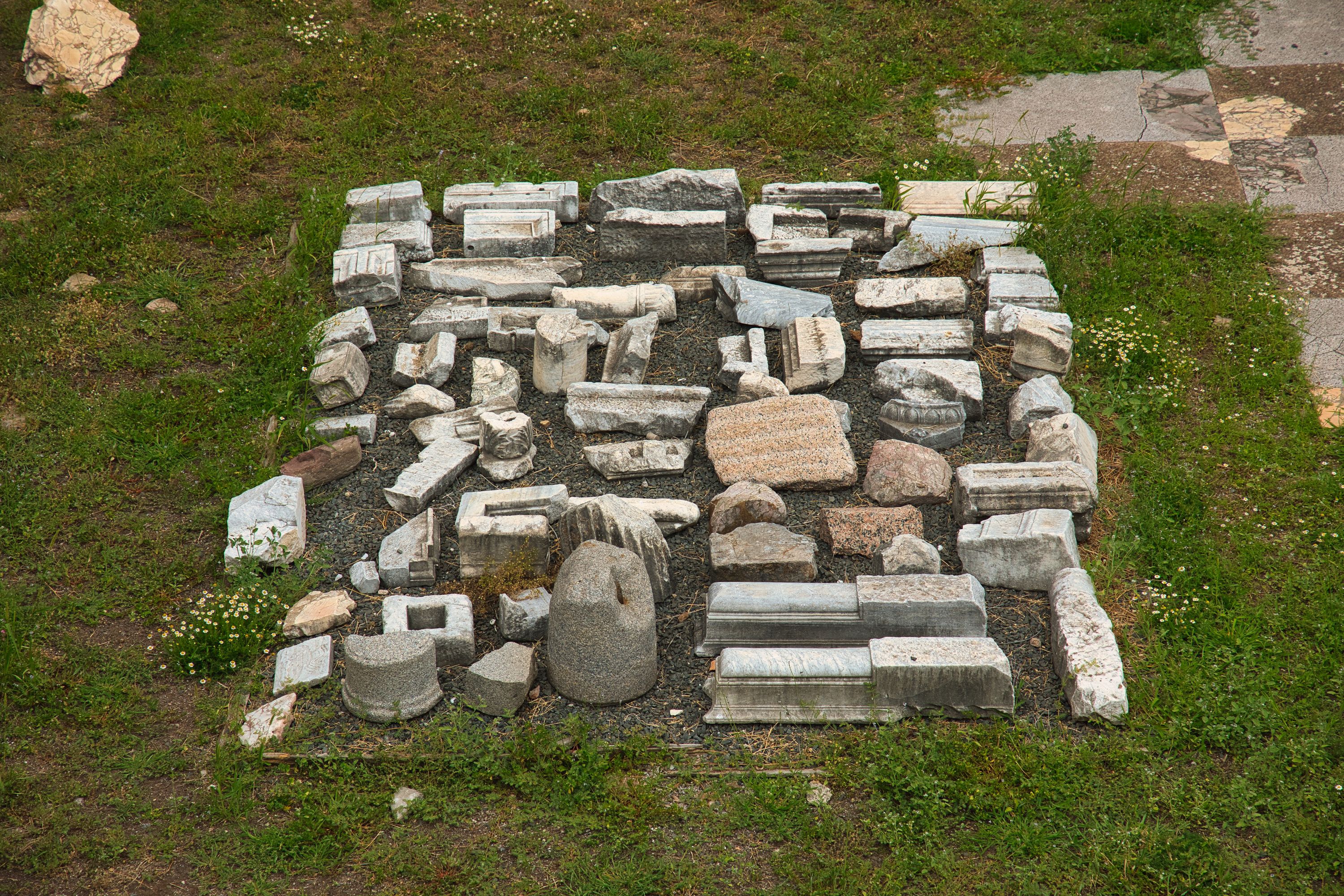 136 knolled pieces in the roman forum