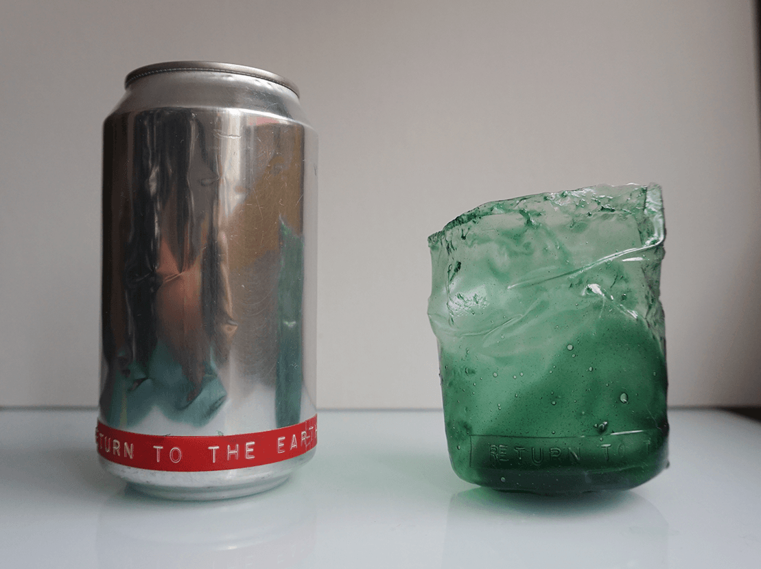 I placed the pop can in another jar filled with liquid gelatine and then rotated it as it cooled, to create a cast of the outside of the pop can.