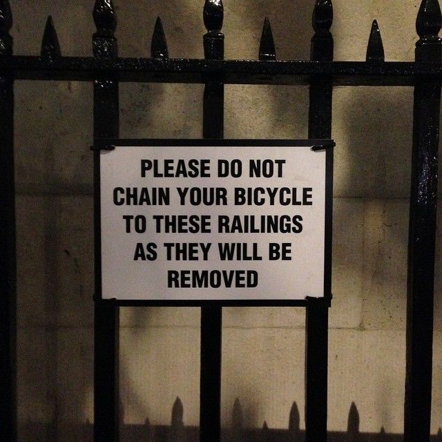 which would be a pity  cos they re  a lovely set of railings 49002292276 o
