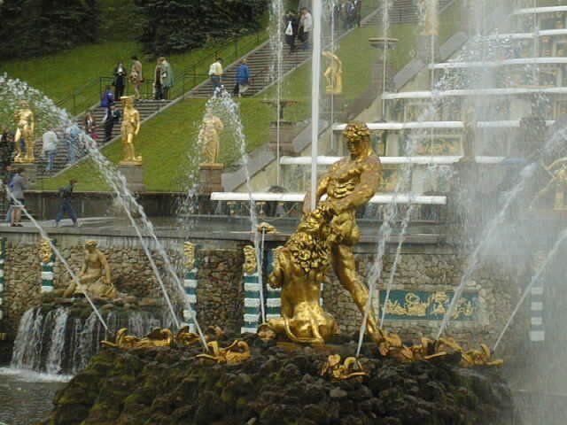 Peterhof fountains 4