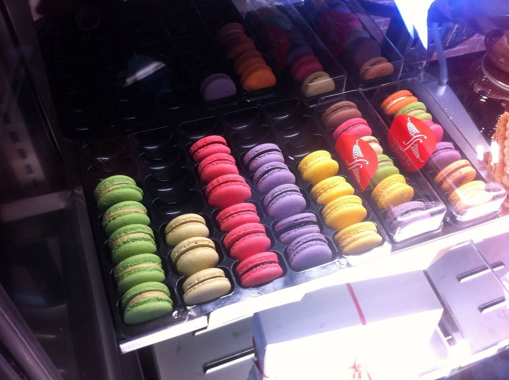 Macarons at Le French Fix