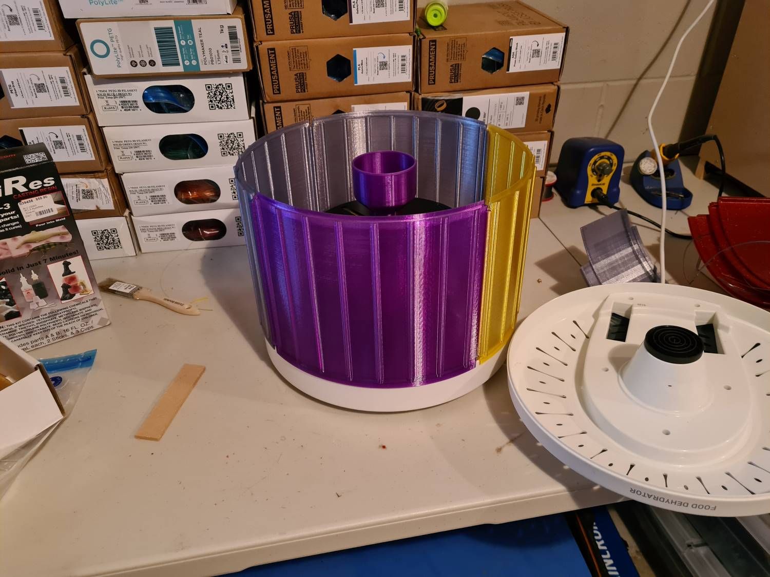 The filament dryer without its top