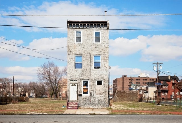 [photo] Solitary Row Houses Defy the Process of Urban Decay | Raw File | Wired.com