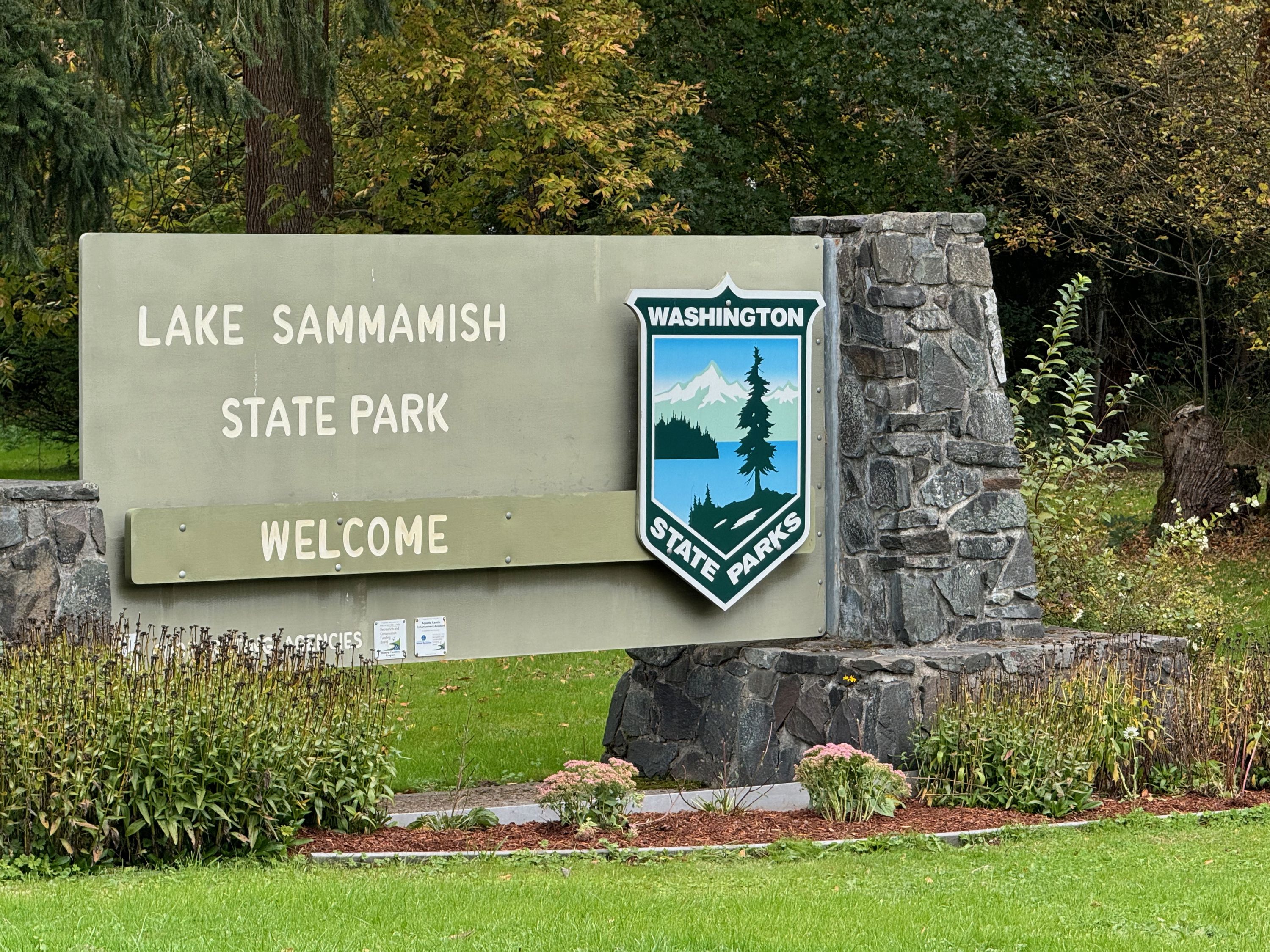 Lake Sammamish State Park Entrance