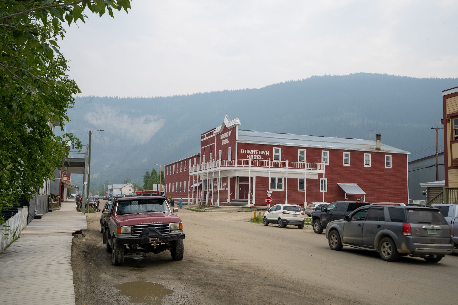 More frontier-style buildings