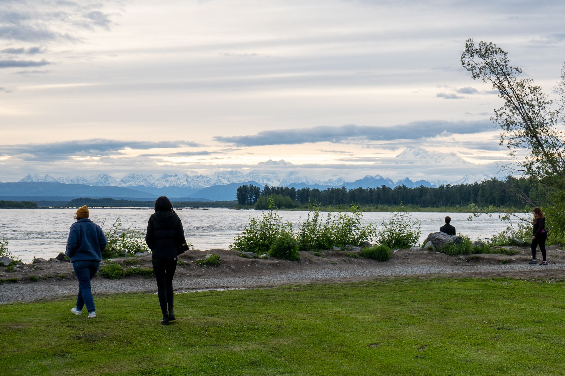 At around 10pm on Saturday, we had a glimpse of Denali! The peak is approximately 60 crow miles from Talkeetna. Unfortunately, we did not have my zoom lens with us but you can still see the tallest mountain in North America on the right side of the picture.