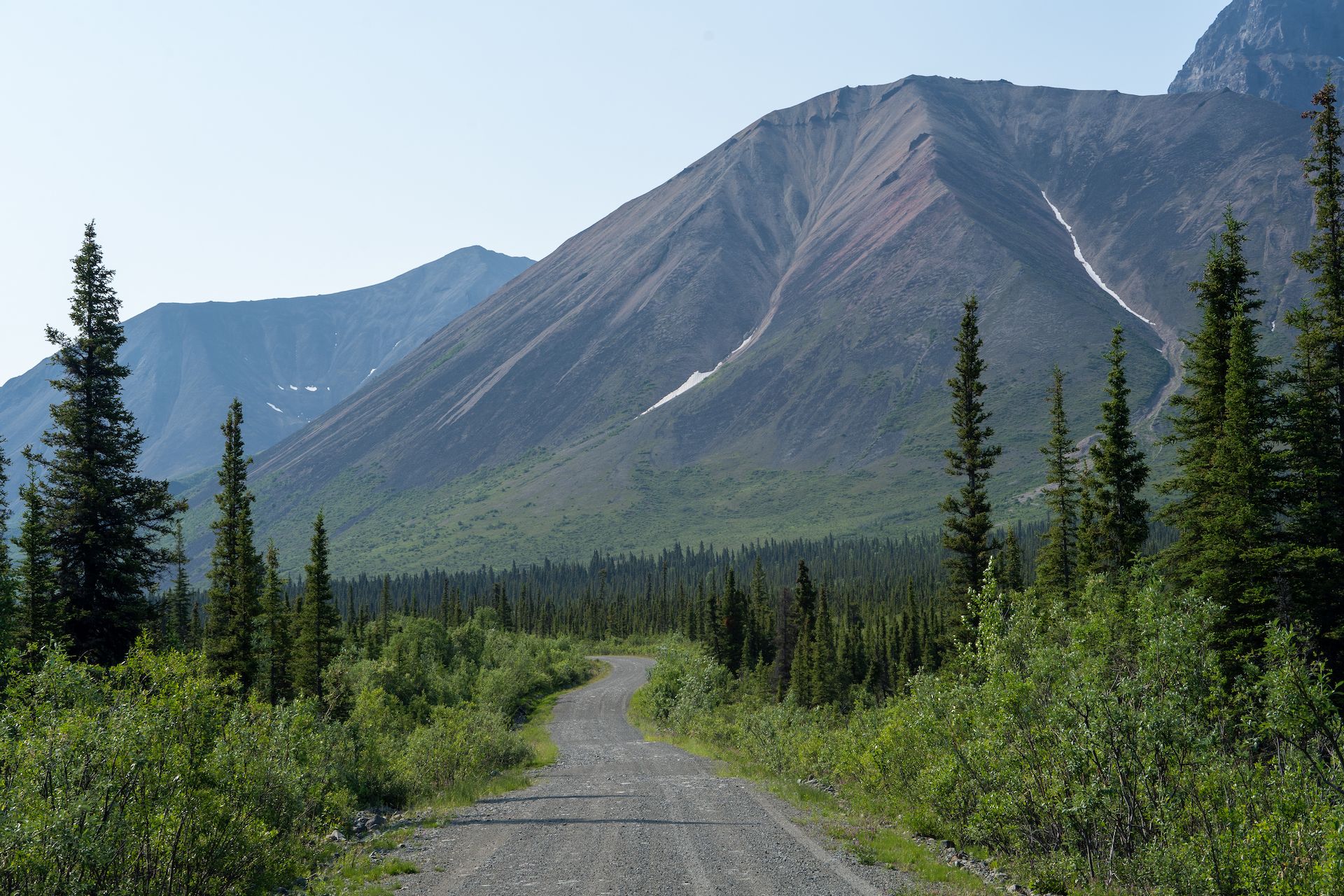 Scenery on the Nabesna road