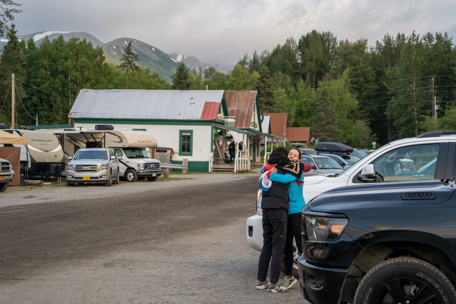 Kuan wishing good night to Jodi in the packed campground. Don’t get fooled by the light, it was 11PM!