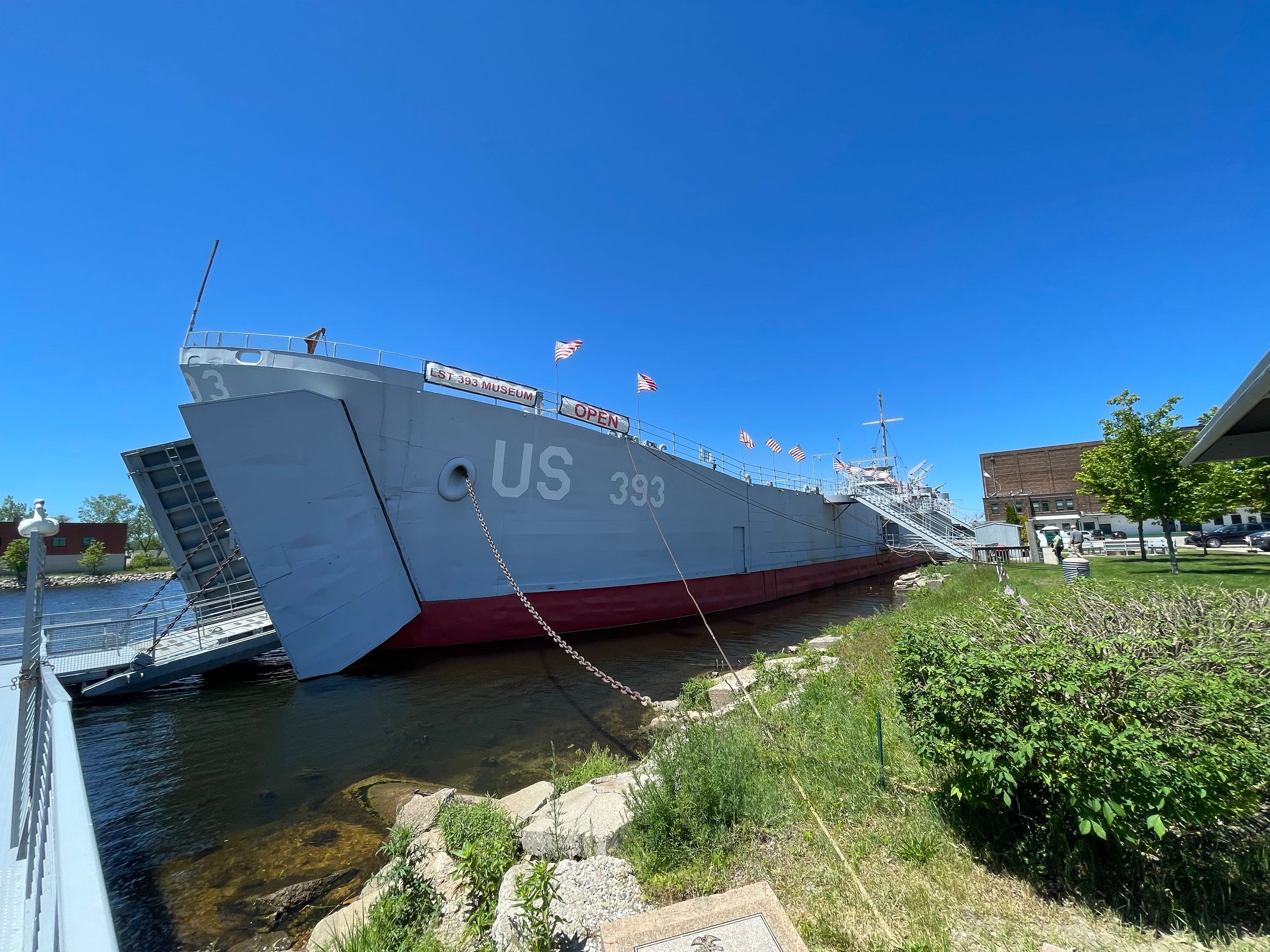 A side view of LST 393.