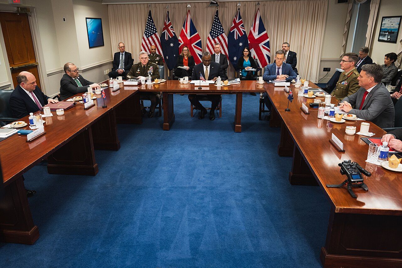 Secretary of Defense Lloyd J. Austin III hosts British Secretary of State for Defense Ben Wallace, and Australian Deputy Prime Minister and Minister of Defense Richard Marles during a trilateral defense ministerial meeting at the Pentagon, Washington, D.C., Dec. 7, 2022. (DoD photo by U.S. Navy Petty Officer 2nd Class Alexander Kubitza)