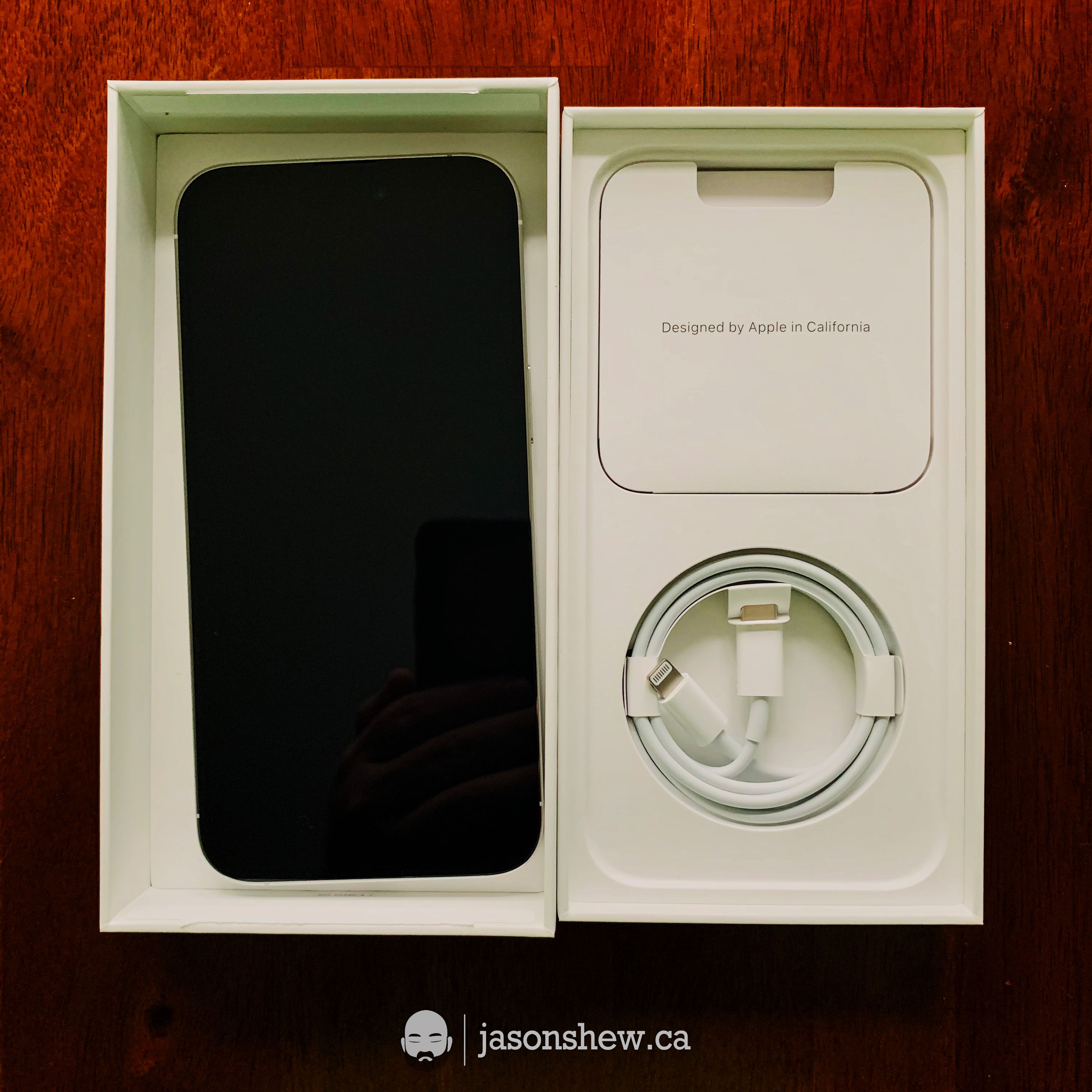 iphone14pm-unboxing-3.jpg
