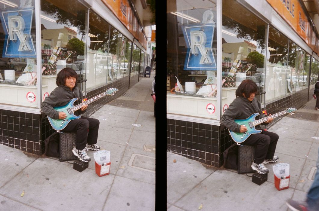 busker 9th & irving