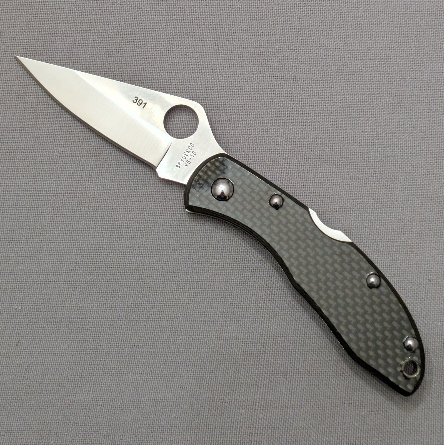 Older Delicas have a more acute point to the blade, which I prefer to the more recent versions. 