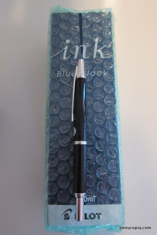 Pilot Decimo with Pilot Blue Black 350mL ink bottle